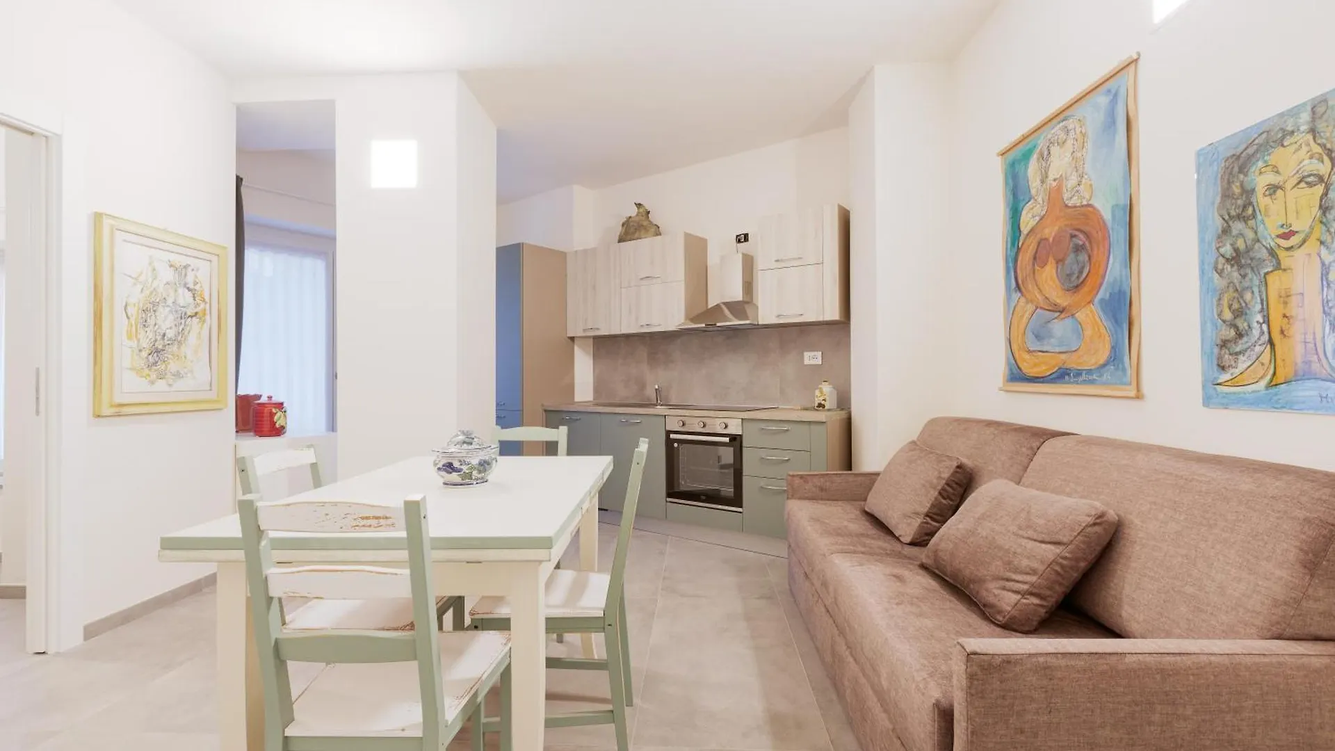 Spacious Apartments - 1,4Km From Corso Buenos Aires Milan 0*,  Italy