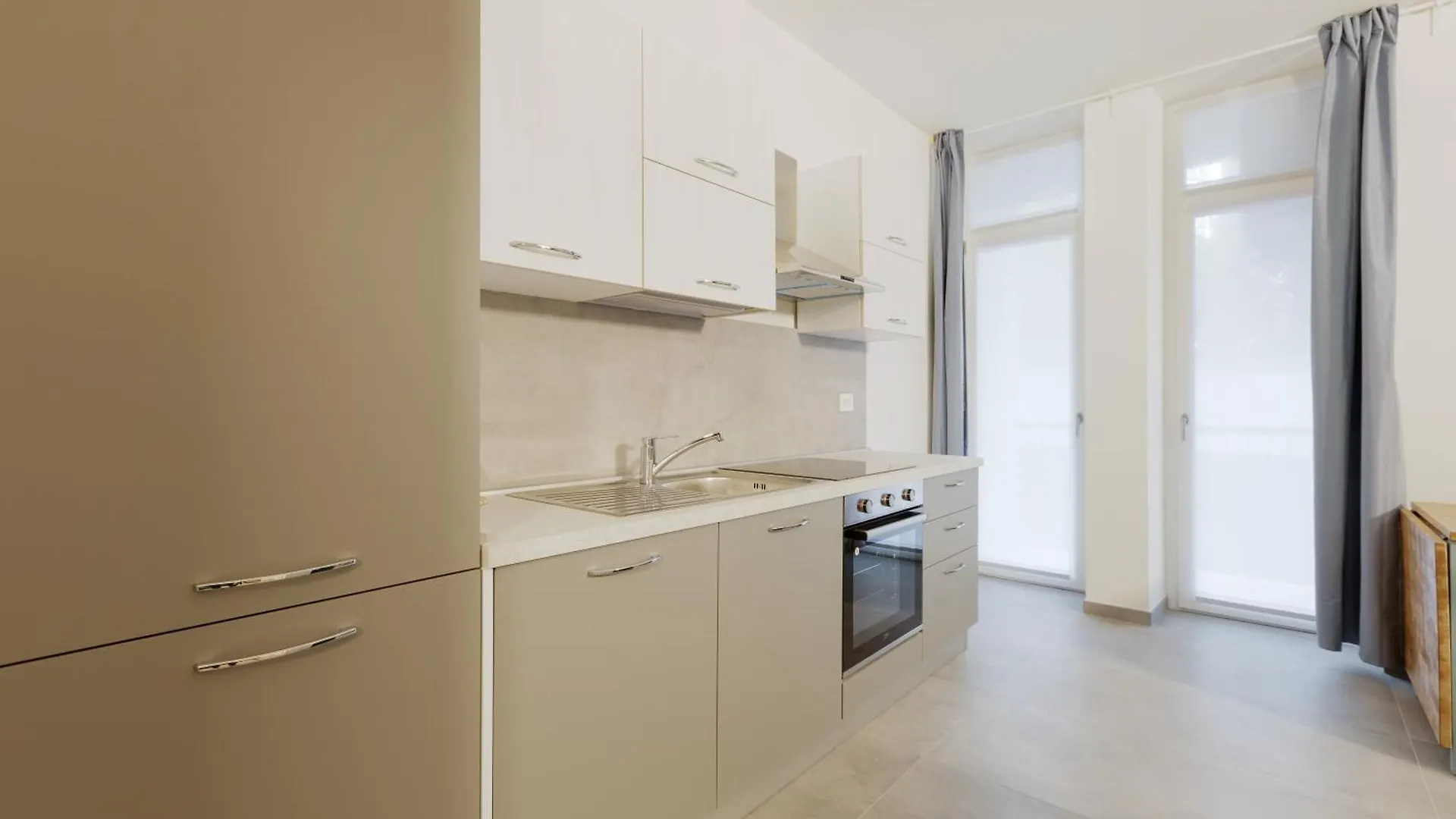 Spacious Apartments - 1,4Km From Corso Buenos Aires Milan Italy