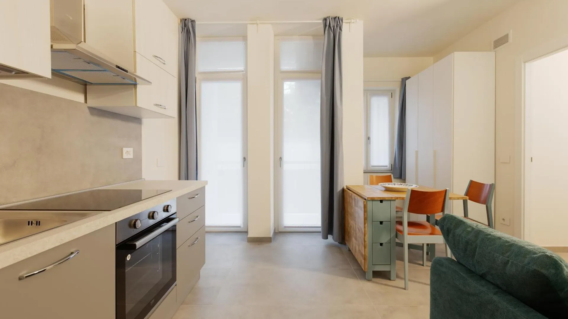 Spacious Apartments - 1,4Km From Corso Buenos Aires Milan 0*,  Italy
